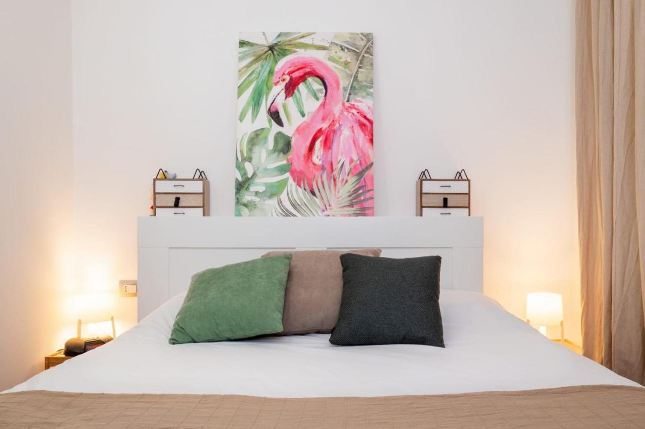 Navigli Apartment- Hosted By Sweetstay Milan Luaran gambar