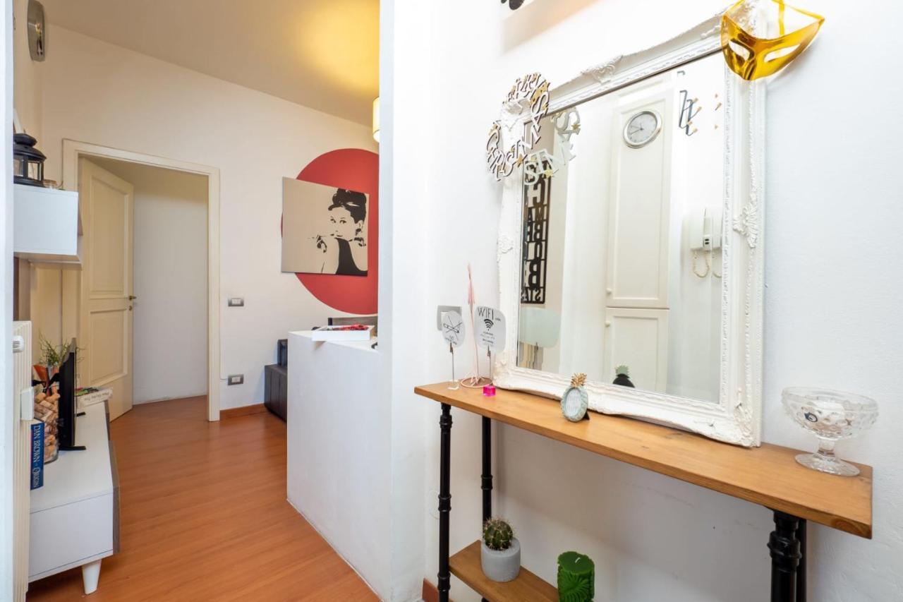 Navigli Apartment- Hosted By Sweetstay Milan Luaran gambar