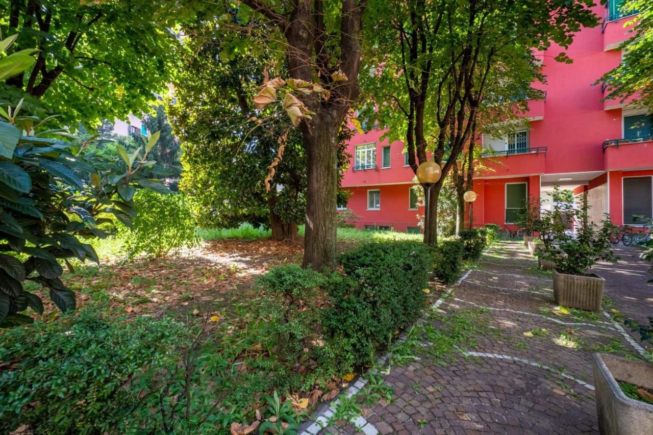 Navigli Apartment- Hosted By Sweetstay Milan Luaran gambar